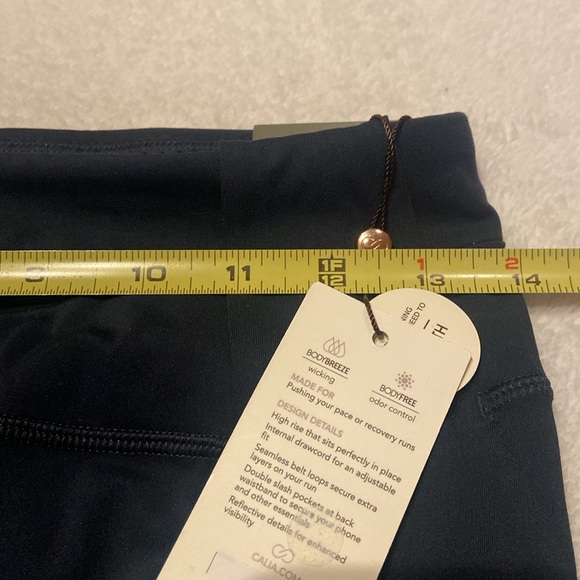 CALIA RUN COLLECTION Reflective Run/Bike Short NWT Size M High Rise 10” Inseam - Picture 5 of 12